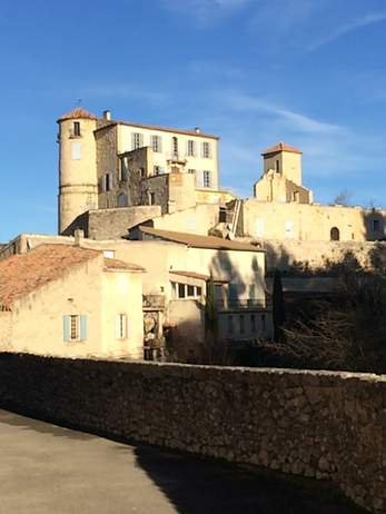 Vue du Chteau depuis l'glise