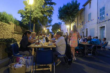 Repas Citoyens sur le Cours de la Rpublique